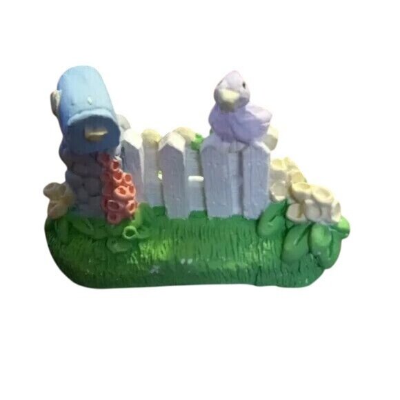 Easter Spring Set Of 5 Hand Painted Bunny Figurines Mini Fence Decor Rabbit - Picture 5 of 15